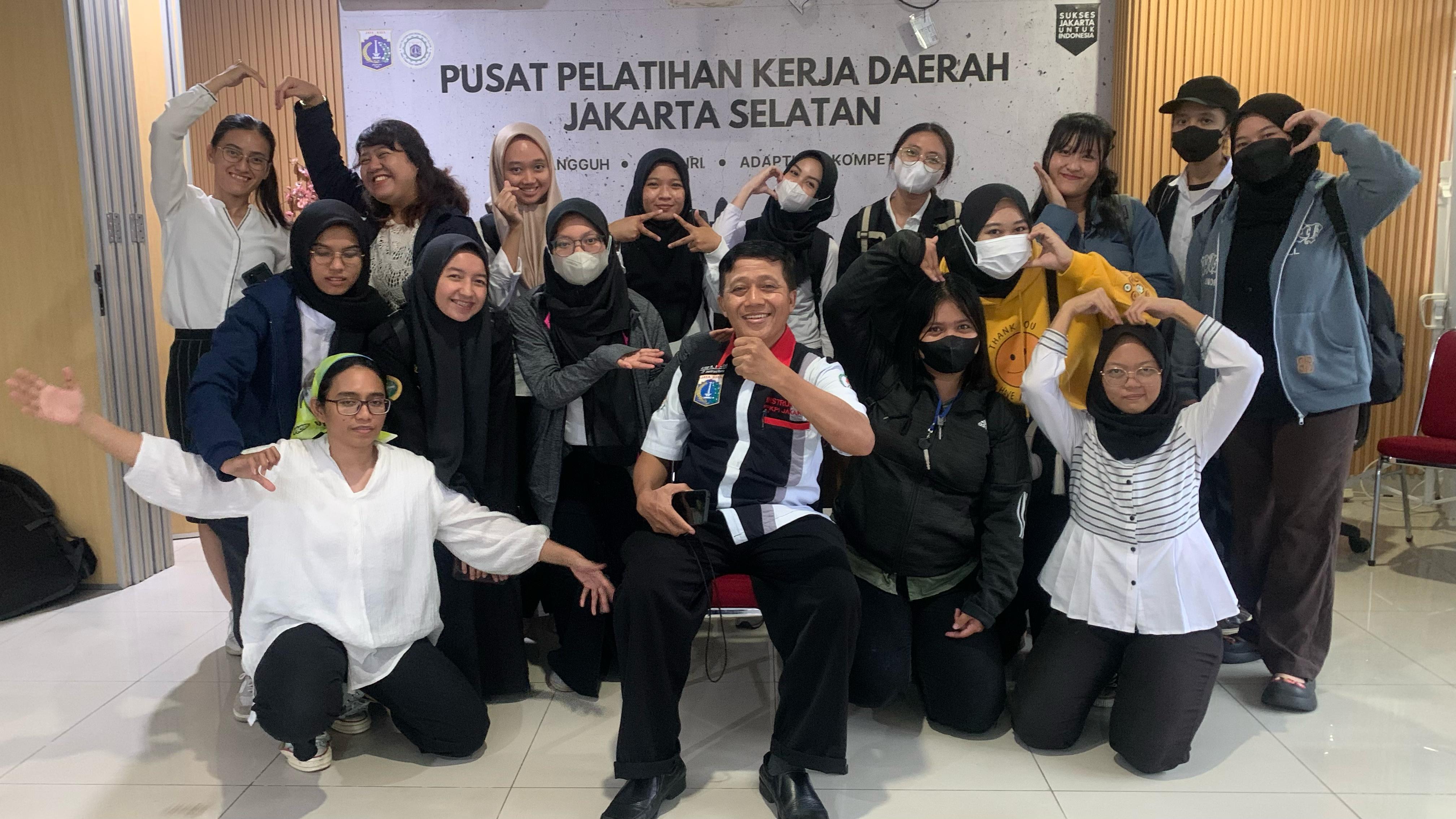 Anis Rohmadi, M.Kom. sebagai Instruktur Web Developer di PPKD Jaksel bersama Yayasan Plan Internasional (2023-2024)